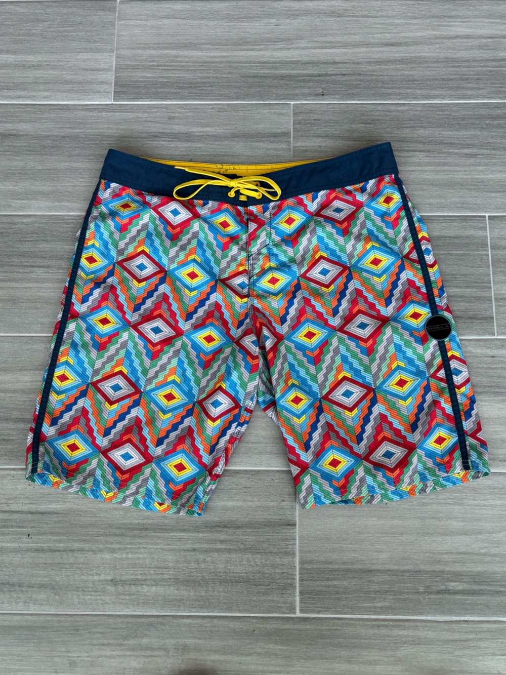 O’NEILL Swim Board Shorts Men’s 36W Multicolor Geometric Pattern Navy